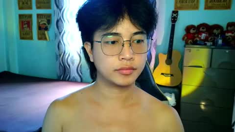 Snapshot of _maxurbate chatting on 12/21/25, 03:46 MAX Dont forget to follow online show from 12/21/25, 03:46