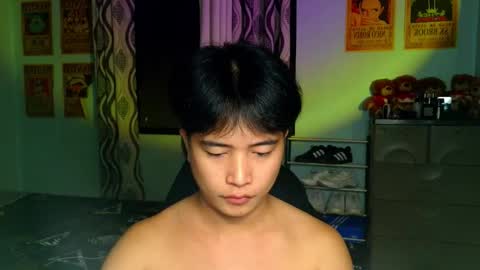 Snapshot of _maxurbate chatting on 01/19/26, 11:03 MAX Dont forget to follow online show from 01/19/26, 11:03