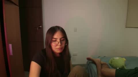 max and abby online show from 04/28/26, 12:09
