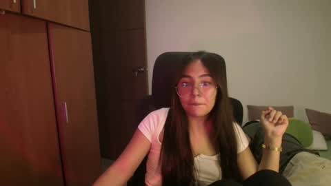 max and abby online show from 05/27/26, 01:57
