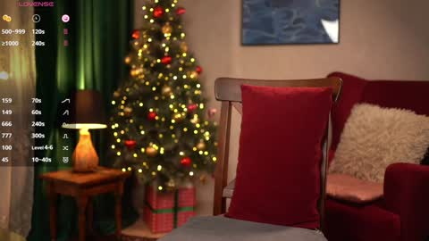 Lina online show from 12/23/24, 12:30