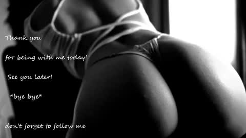 Lina online show from 02/22/25, 11:24