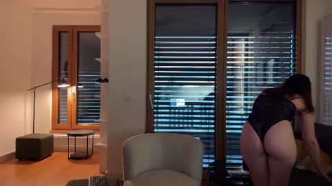 Snapshot of _meadow_soprano chatting on 06/17/26, 06:31 Mark and Carla - online show from 06/17/26, 06:31