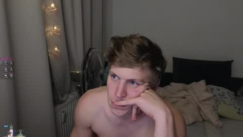 Snapshot of _medaed20_ chatting on 10/03/25, 09:12 Medaed20 online show from 10/03/25, 09:12