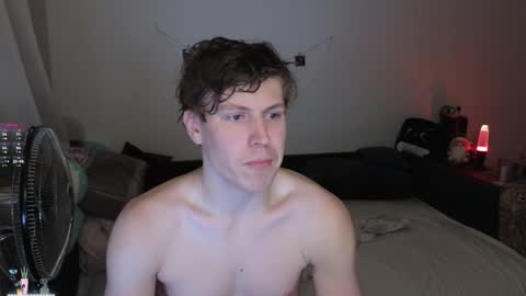 Snapshot of _medaed20_ chatting on 10/19/25, 05:46 Medaed20 online show from 10/19/25, 05:46