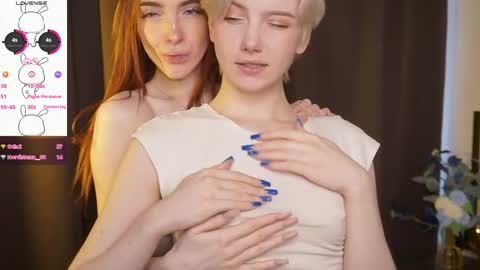 Elva and Kate  online show from 04/09/26, 06:19