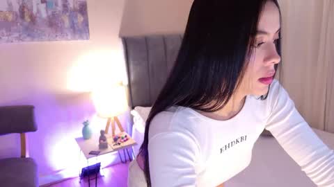 Snapshot of _megaan__ chatting on 05/01/26, 11:59 Megan online show from 05/01/26, 11:59