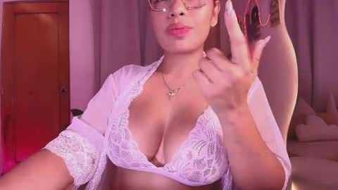 Marce  online show from 05/07/26, 02:33