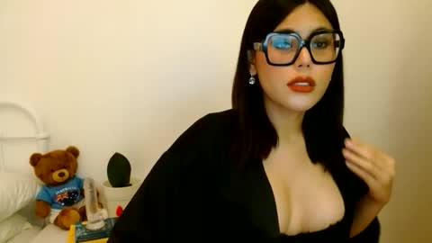Megan online show from 03/09/26, 10:58