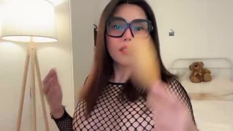 Megan online show from 07/06/26, 09:28