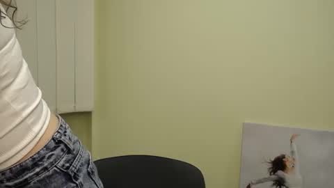 Susie online show from 12/06/24, 07:34