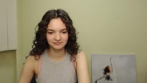 Susie online show from 12/08/24, 07:43