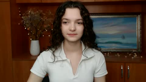 Susie online show from 12/11/24, 01:17