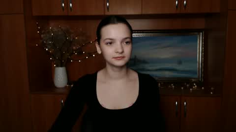 Susie online show from 12/17/24, 01:16