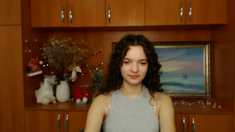 Susie online show from 12/21/24, 10:28