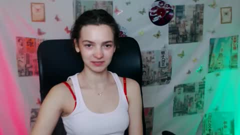 Snapshot of _megasta chatting on 04/20/26, 11:57 Susie online show from 04/20/26, 11:57