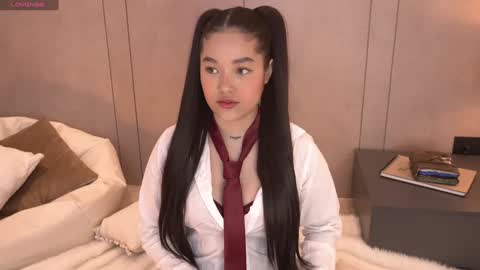 Snapshot of _meghan_gomez1_ chatting on 12/06/24, 02:06 online show from 12/06/24, 02:06