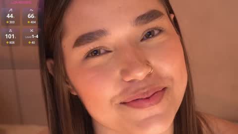 Snapshot of _meghan_gomez1_ chatting on 12/21/24, 08:32 online show from 12/21/24, 08:32