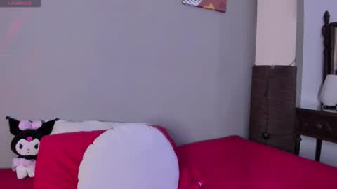 Snapshot of _melodyblossom_ chatting on 10/02/25, 09:44 _melodyblossom_ online show from 10/02/25, 09:44