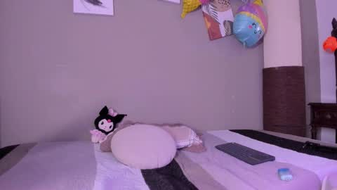 Snapshot of _melodyblossom_ chatting on 11/12/25, 10:30 _melodyblossom_ online show from 11/12/25, 10:30