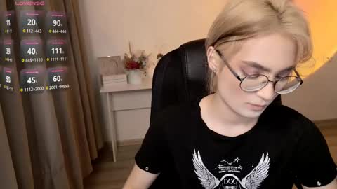 Snapshot of _meow_neko_ chatting on 04/21/26, 02:51 _meow_neko_ online show from 04/21/26, 02:51