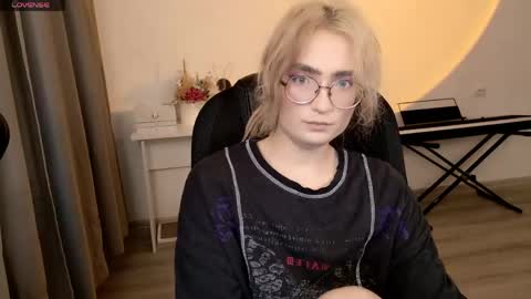 Snapshot of _meow_neko_ chatting on 05/04/26, 05:58 _meow_neko_ online show from 05/04/26, 05:58