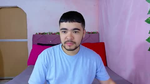 Snapshot of _mia_and_mike_ chatting on 09/09/25, 12:37  Mia y Mike  online show from 09/09/25, 12:37