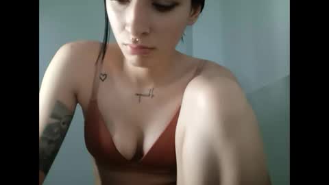 Snapshot of _mia_foster1 chatting on 02/20/25, 08:58 Mia-foster online show from 02/20/25, 08:58