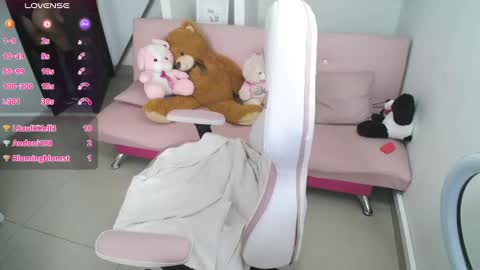  Mia  online show from 12/14/24, 04:20