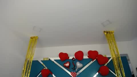  Mia  online show from 02/11/25, 07:05