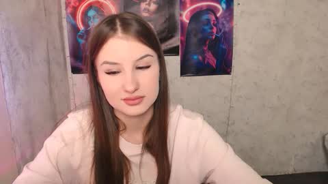 Mia online show from 10/15/25, 01:11