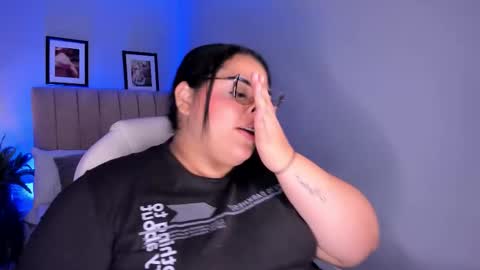 Snapshot of _michel_bbw chatting on 03/26/26, 03:34 michel online show from 03/26/26, 03:34