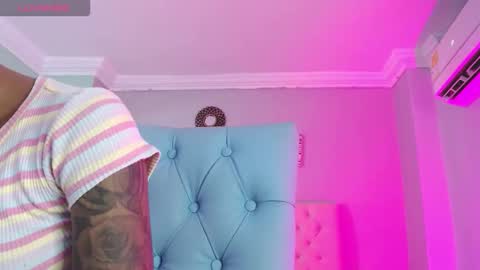 Paula online show from 02/21/26, 11:11