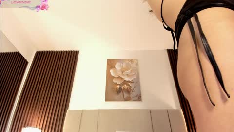 _mila_dyva online show from 04/11/26, 05:39