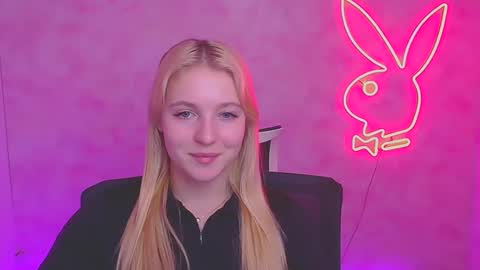 Melanie online show from 02/01/25, 03:50