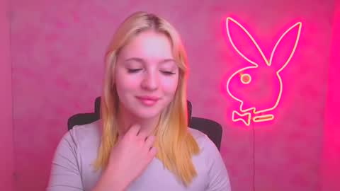 Melanie online show from 10/30/25, 12:39