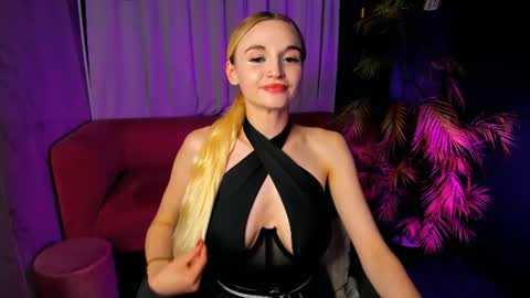 Snapshot of _mila_lux_ chatting on 07/02/26, 08:59 Mila online show from 07/02/26, 08:59