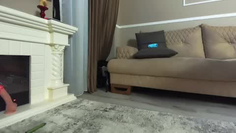 AstrideVonTeese online show from 01/11/25, 05:51