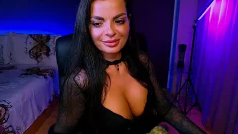 Snapshot of _milani_ chatting on 07/28/26, 08:52 Milani online show from 07/28/26, 08:52