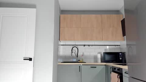 _miles19 online show from 11/21/25, 11:09