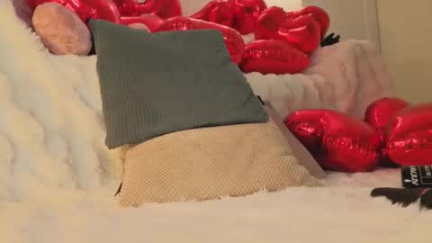 Kim online show from 02/08/26, 05:11