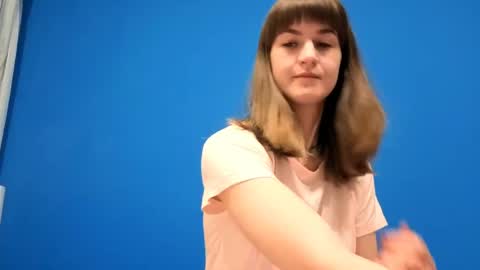 Snapshot of _minnie_boo_ chatting on 04/05/26, 05:32 Boo online show from 04/05/26, 05:32