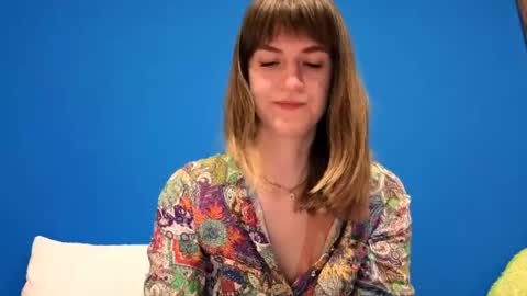 Snapshot of _minnie_boo_ chatting on 04/15/26, 06:37 Boo online show from 04/15/26, 06:37