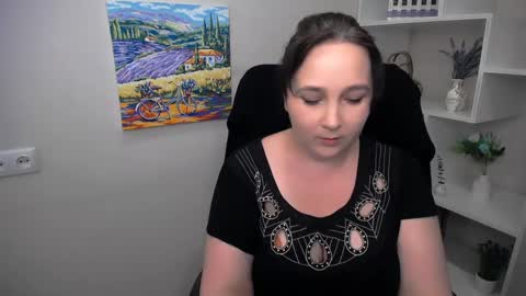 Snapshot of _miranda_sun chatting on 04/20/26, 08:28 Miranda online show from 04/20/26, 08:28