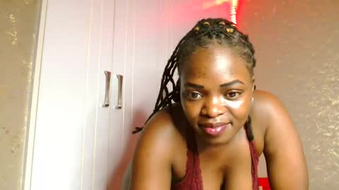 Snapshot of _mirandah chatting on 11/08/25, 11:47 Mirandah online show from 11/08/25, 11:47