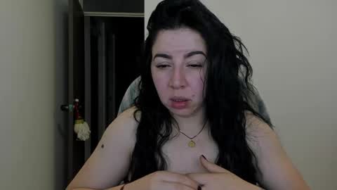 _miss_coco_ online show from 12/18/24, 11:19