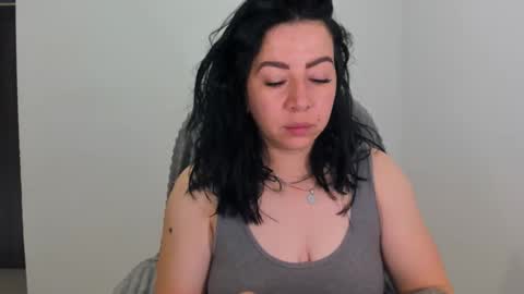 _miss_coco_ online show from 10/11/25, 06:17