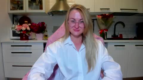 Eva online show from 09/30/25, 08:25