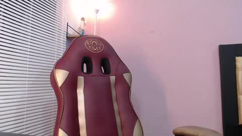 Snapshot of _miss_hinata_ chatting on 01/27/25, 08:07 Hinata 3 online show from 01/27/25, 08:07