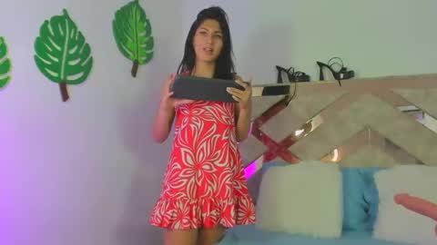 Snapshot of _miss_khloe chatting on 02/10/25, 02:52 Khloe  online show from 02/10/25, 02:52